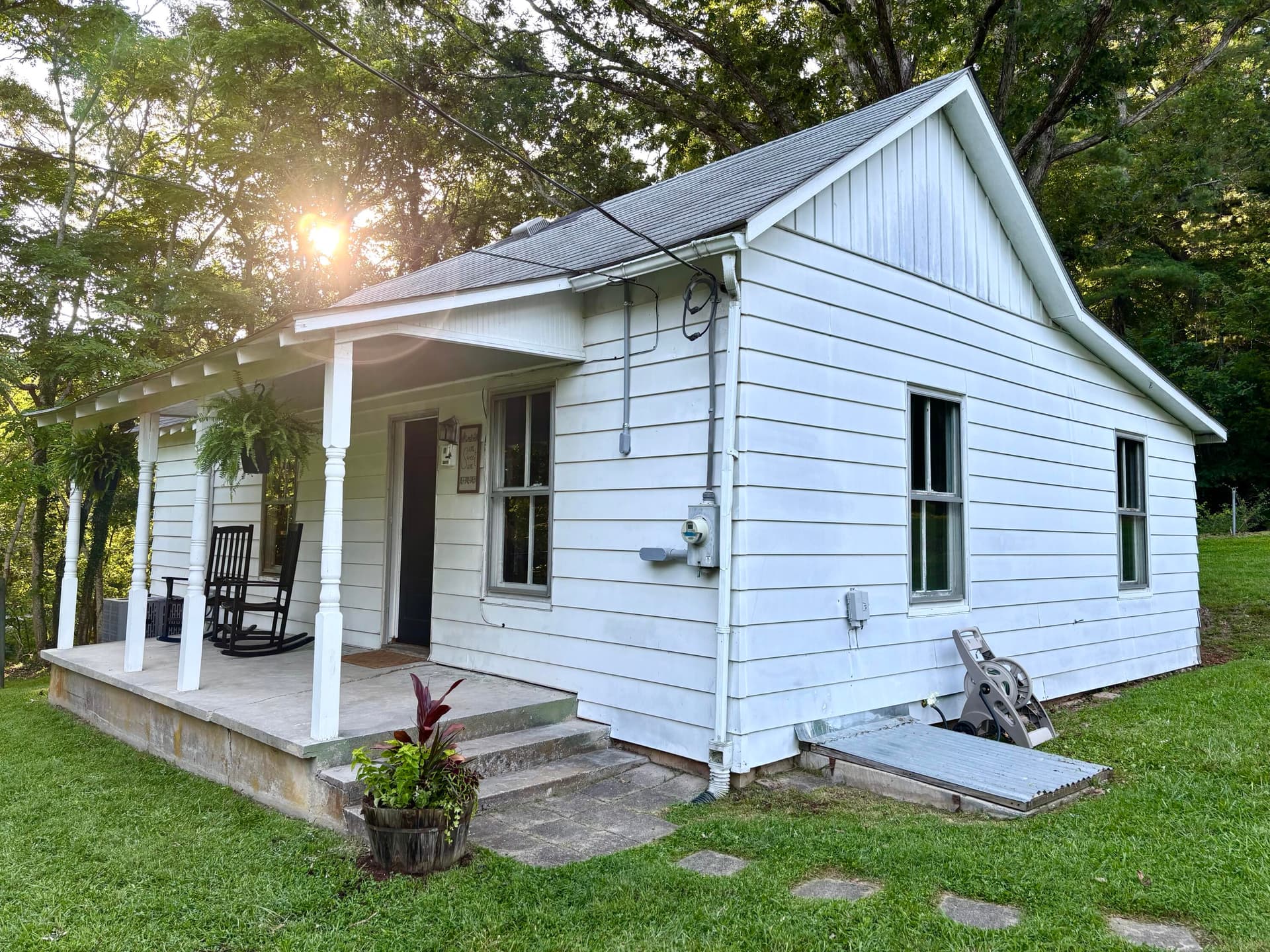 611 Mabry Ln, Blacksburg, VA, photo 1 of 23