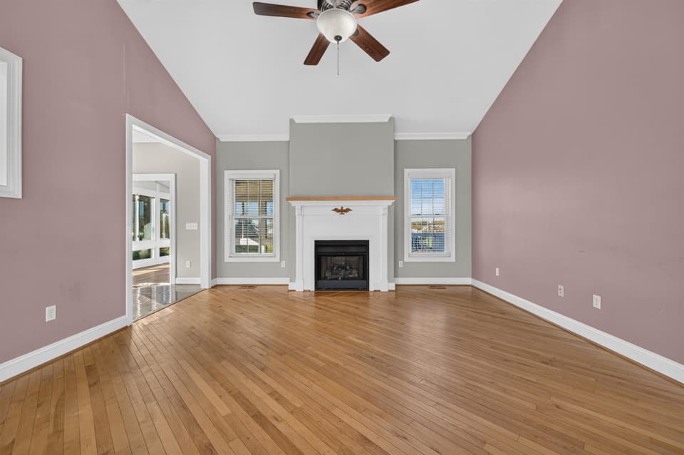 1701 Stratford View Drive, photo 17 of 40