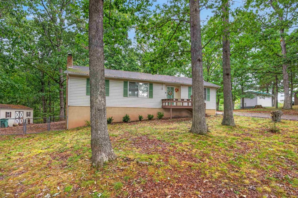 502 Mabry Lane, Blacksburg, VA
