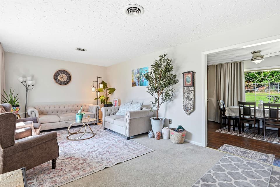 308 Grandview Drive, photo 9 of 40
