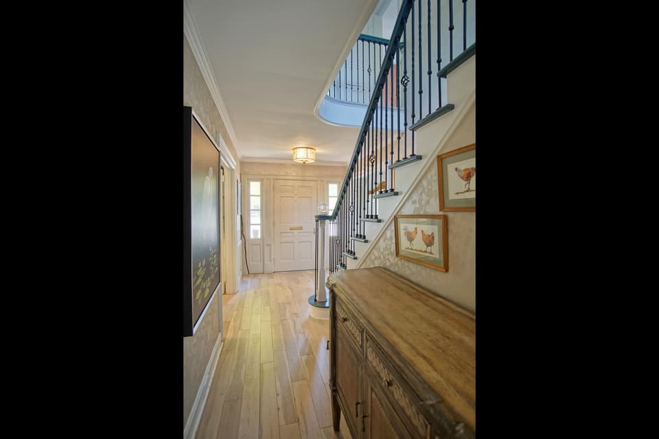 808 Preston Avenue, photo 26 of 40