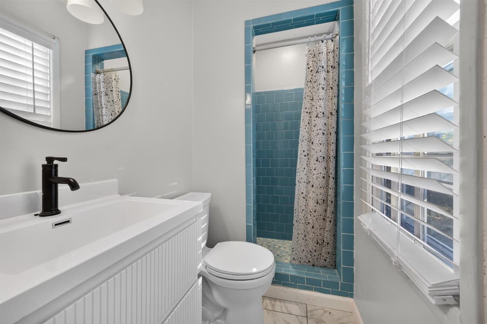 1704 Oriole Drive, photo 31 of 40