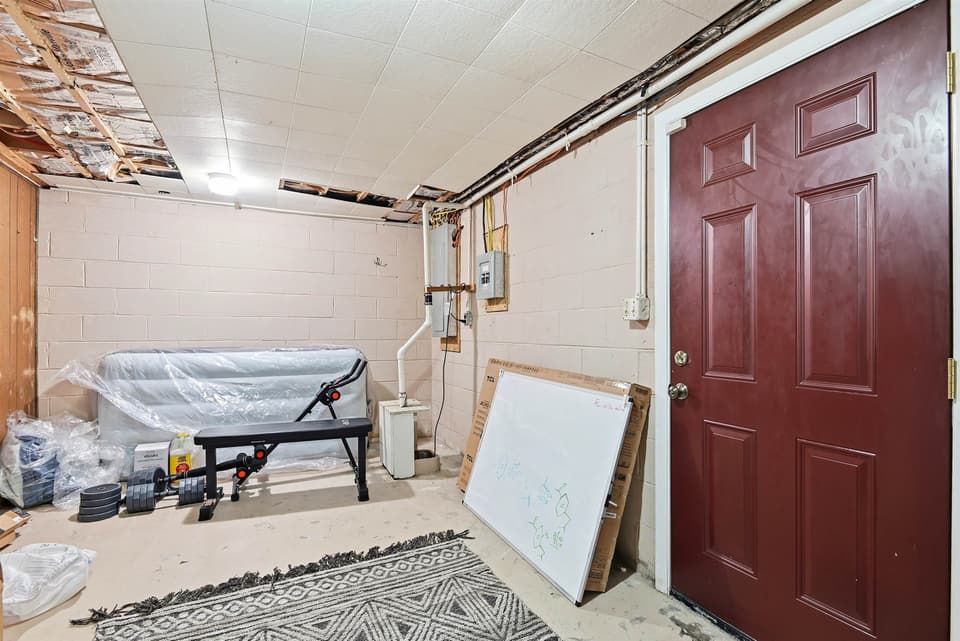 308 Grandview Drive, photo 31 of 40