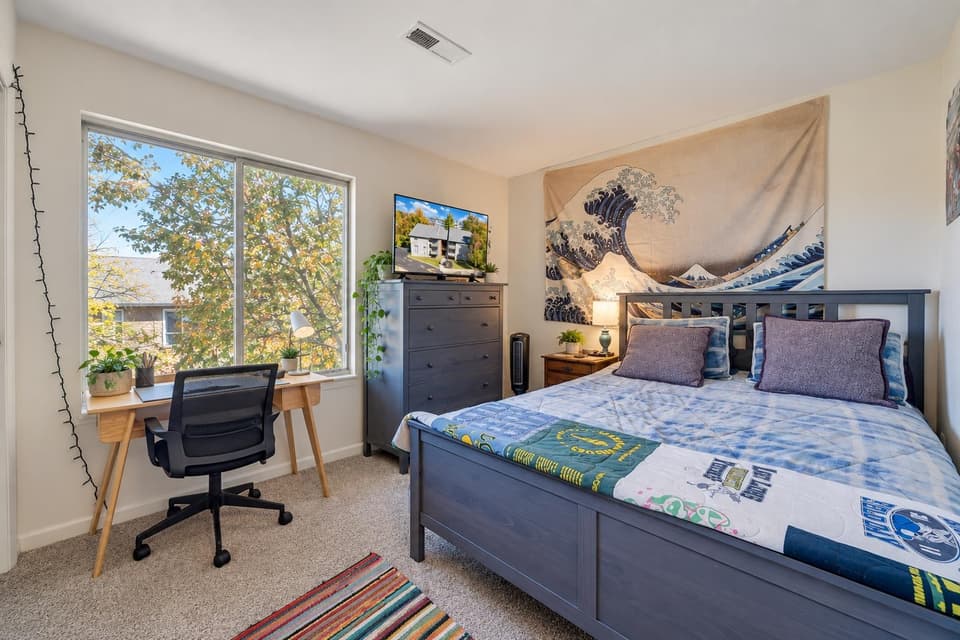 856 Newport Terrace, photo 6 of 15