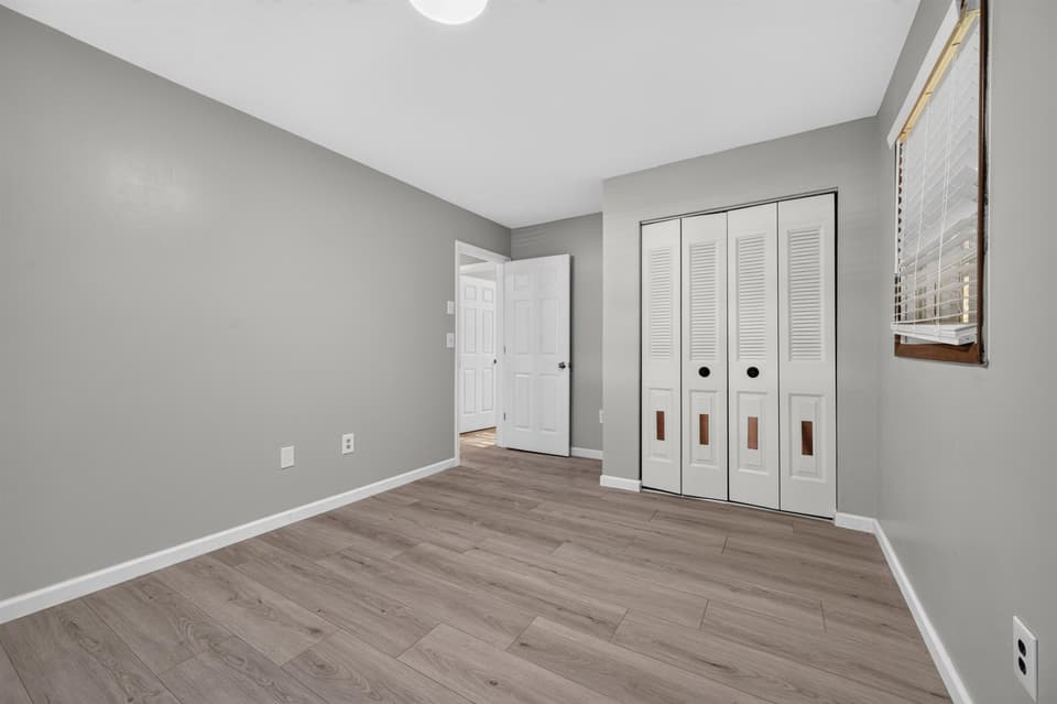 1704 Oriole Drive, photo 34 of 40