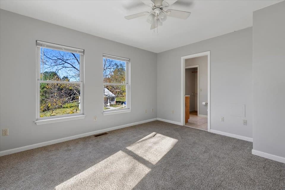 516 Sunrise Drive, photo 29 of 40