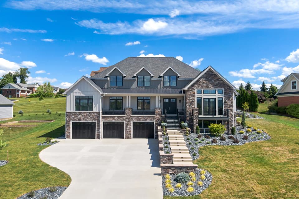 610 Kelly Lane in Fiddler's Green