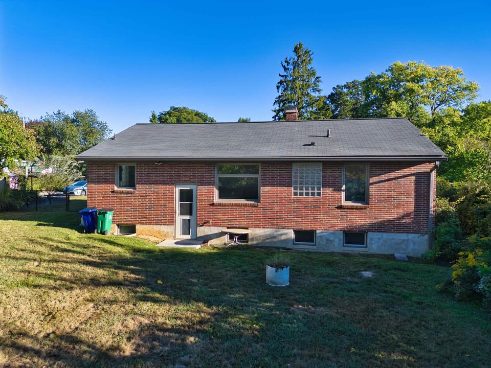 404 Eastview Terrace, photo 39 of 40