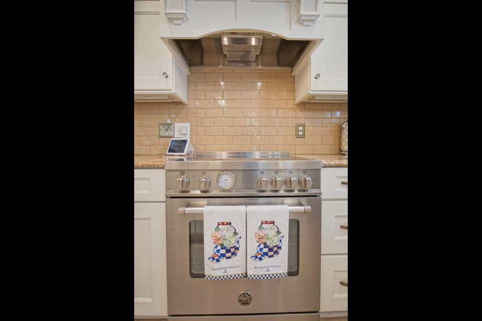 808 Preston Avenue, photo 17 of 40