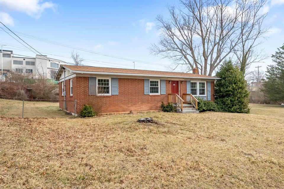 764 Davis Street, Blacksburg, VA