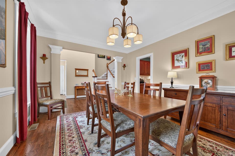 1220 Brockton Street, photo 6 of 40