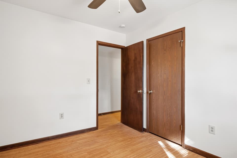 1748 Donlee Drive Unit 105, photo 14 of 27