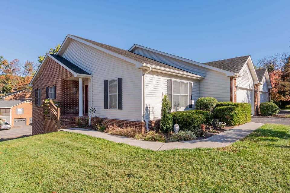 1005 Edwards Lane, Blacksburg, VA