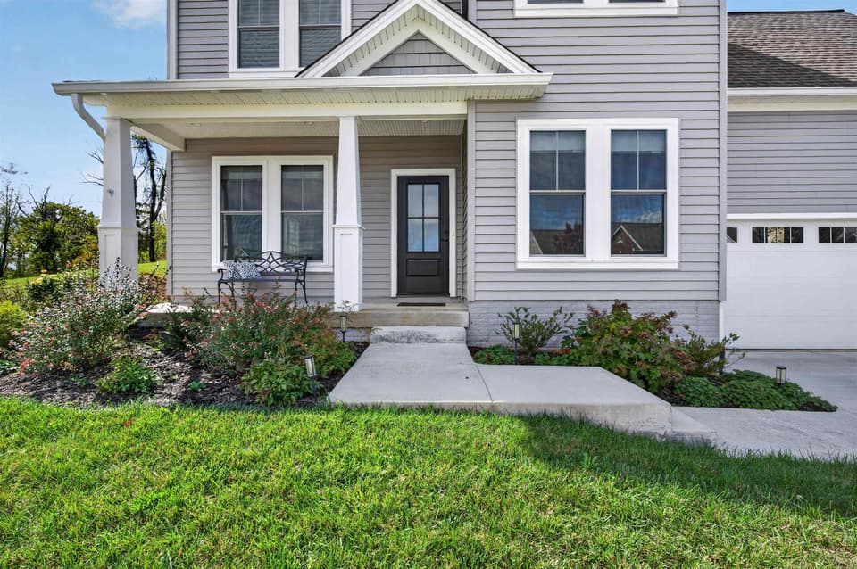418 Heartwood Crossing, photo 4 of 40