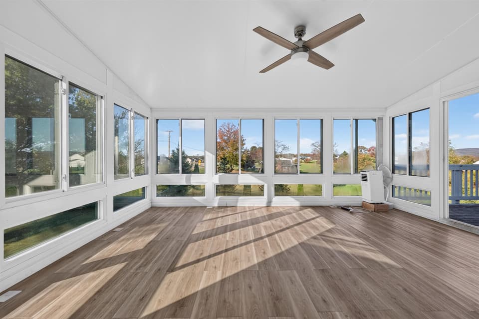 1701 Stratford View Drive, photo 31 of 40