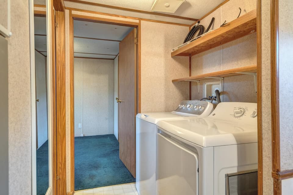 461 Bee Lane, photo 11 of 22