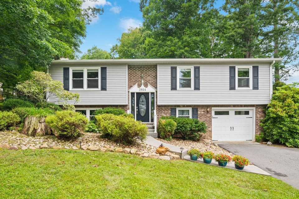 2814 Mount Vernon Lane, Blacksburg, VA
