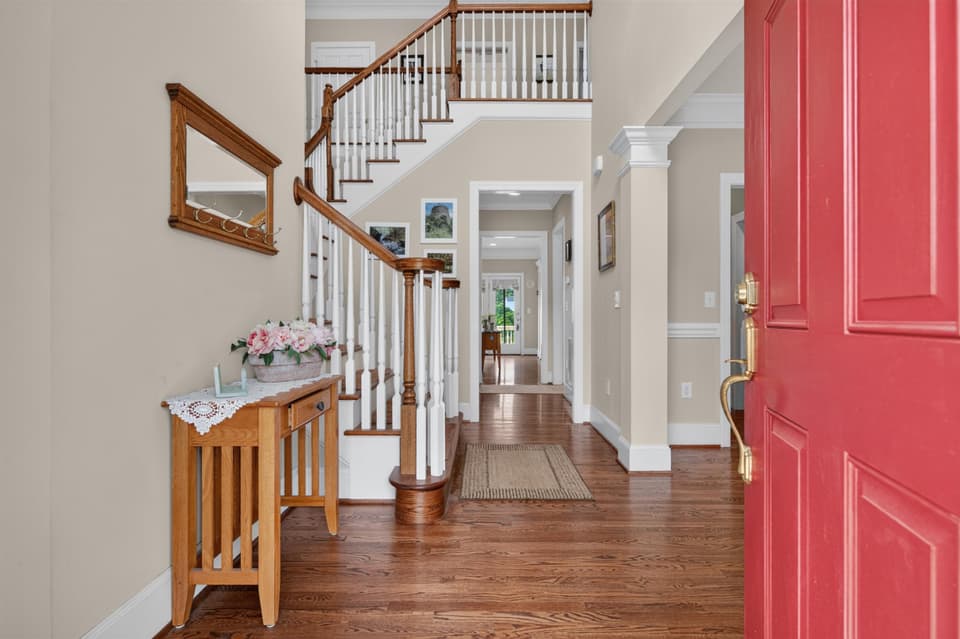1220 Brockton Street, photo 2 of 40