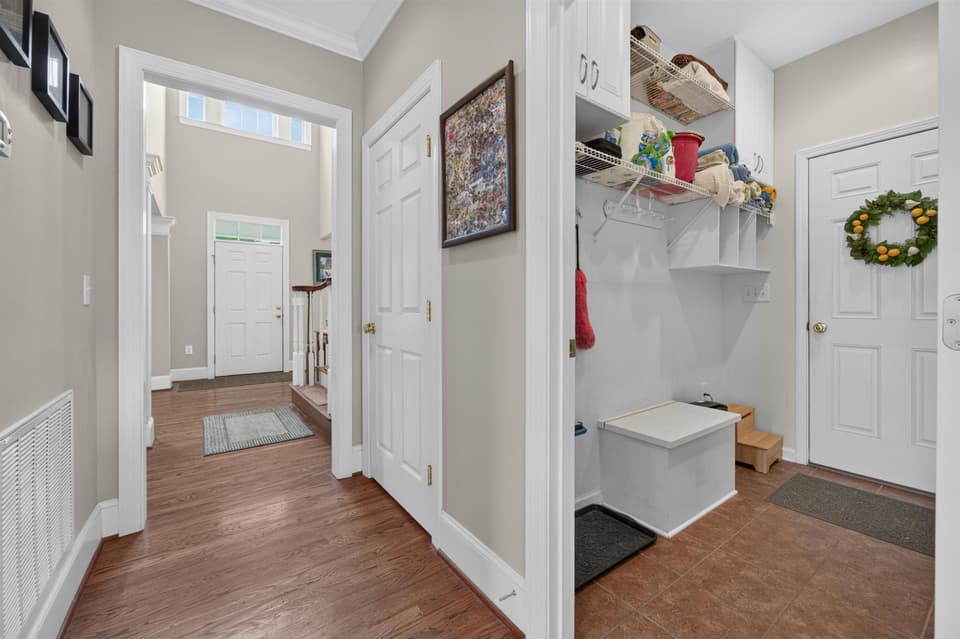 1220 Brockton Street, photo 23 of 40