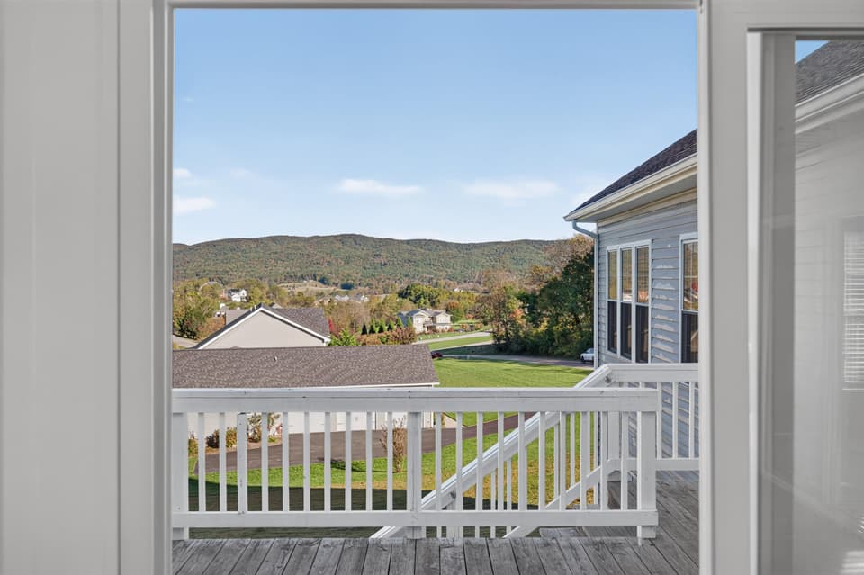 1701 Stratford View Drive, photo 34 of 40