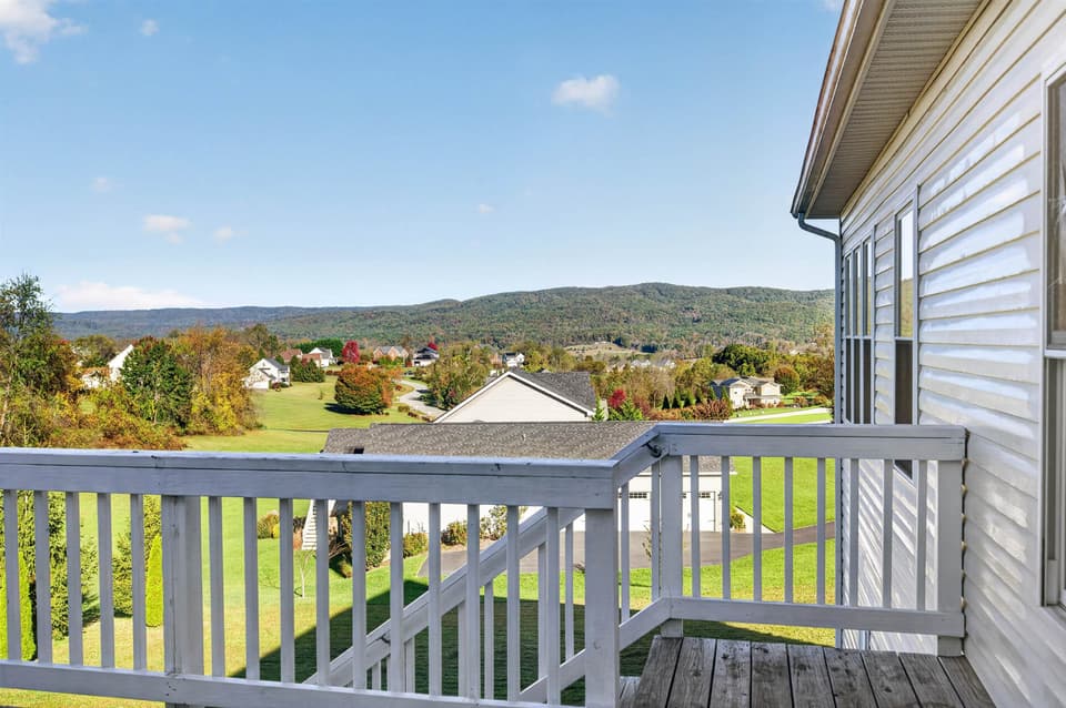 1701 Stratford View Drive, photo 36 of 40