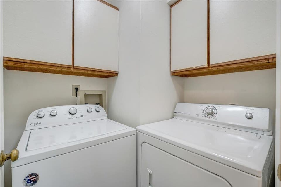 856 Newport Terrace, photo 11 of 15