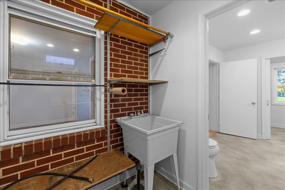 803 Grove Avenue, photo 22 of 37
