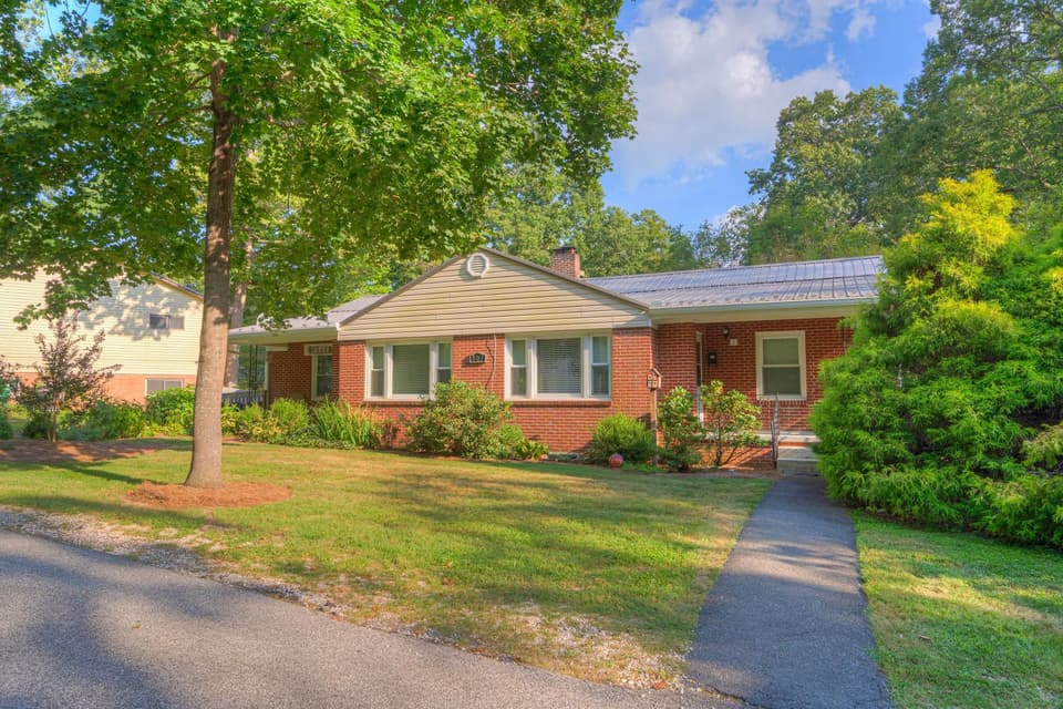503 Milhurst Street, Blacksburg, VA