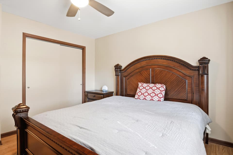 1748 Donlee Drive Unit 105, photo 12 of 27