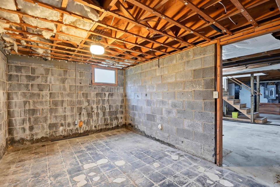 404 Eastview Terrace, photo 34 of 40