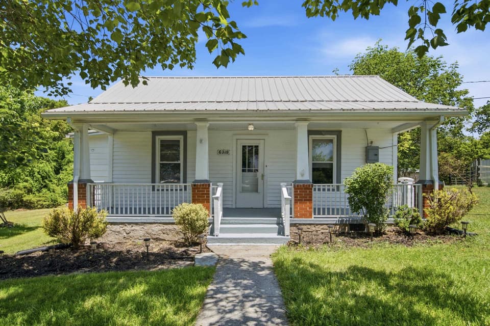 6210 Centennial Road, Blacksburg, VA