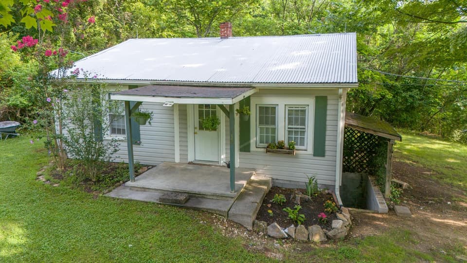 439 Buckskin Road, Blacksburg, VA