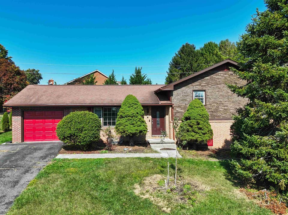 308 Grandview Drive, photo 2 of 40