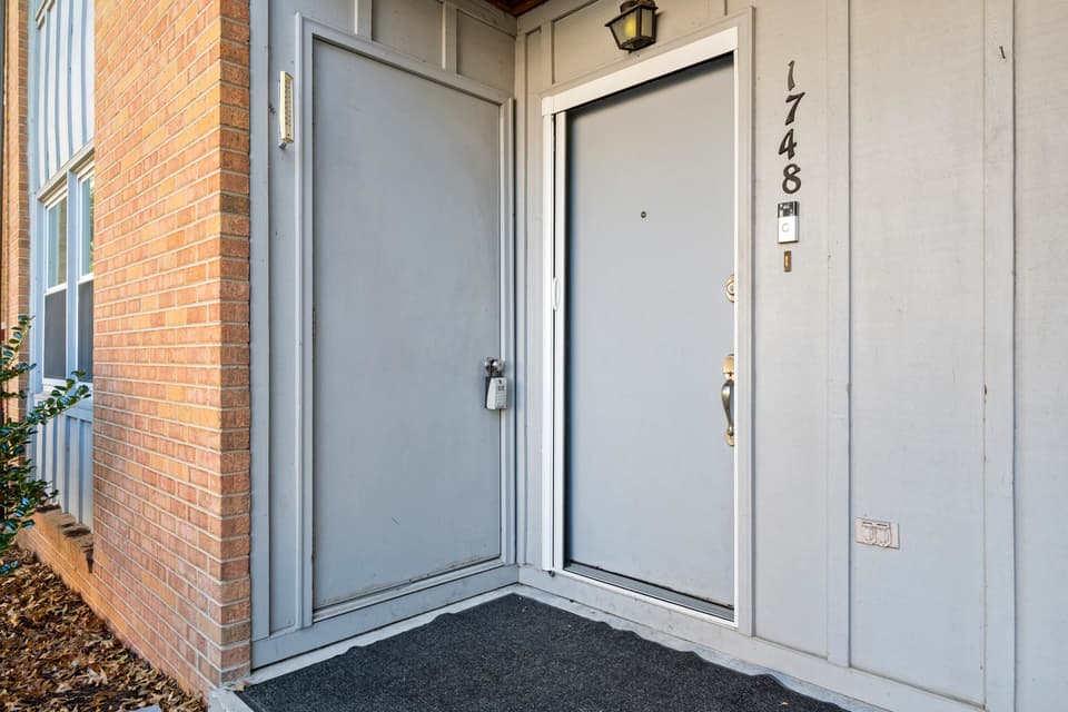 1748 Donlee Drive Unit 105, photo 26 of 27