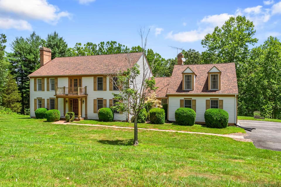 2232 Woodland Hills Drive, Blacksburg, VA