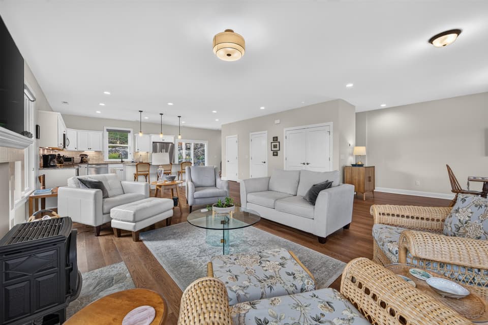 418 Heartwood Crossing, photo 14 of 40