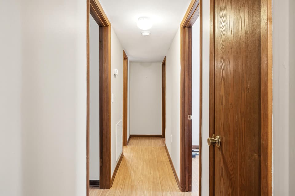 1748 Donlee Drive Unit 105, photo 19 of 27