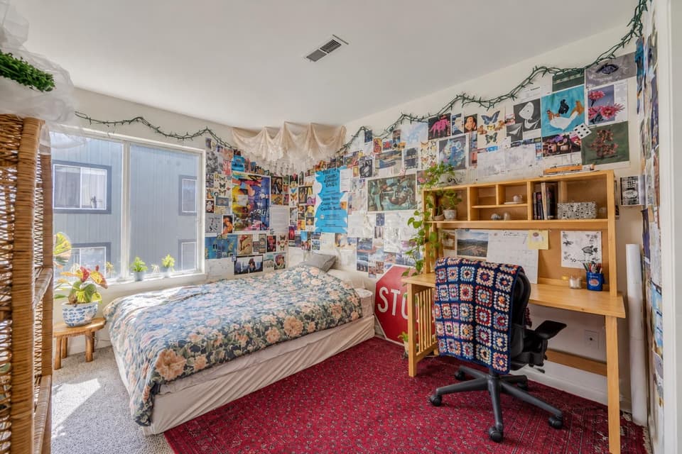 856 Newport Terrace, photo 9 of 15