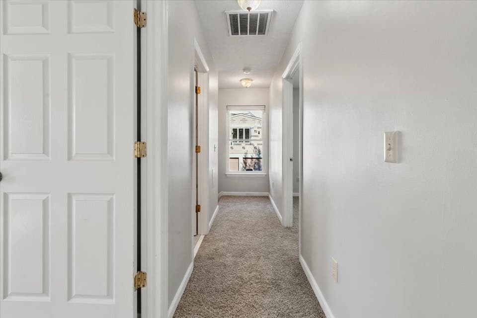 516 Sunrise Drive, photo 24 of 40