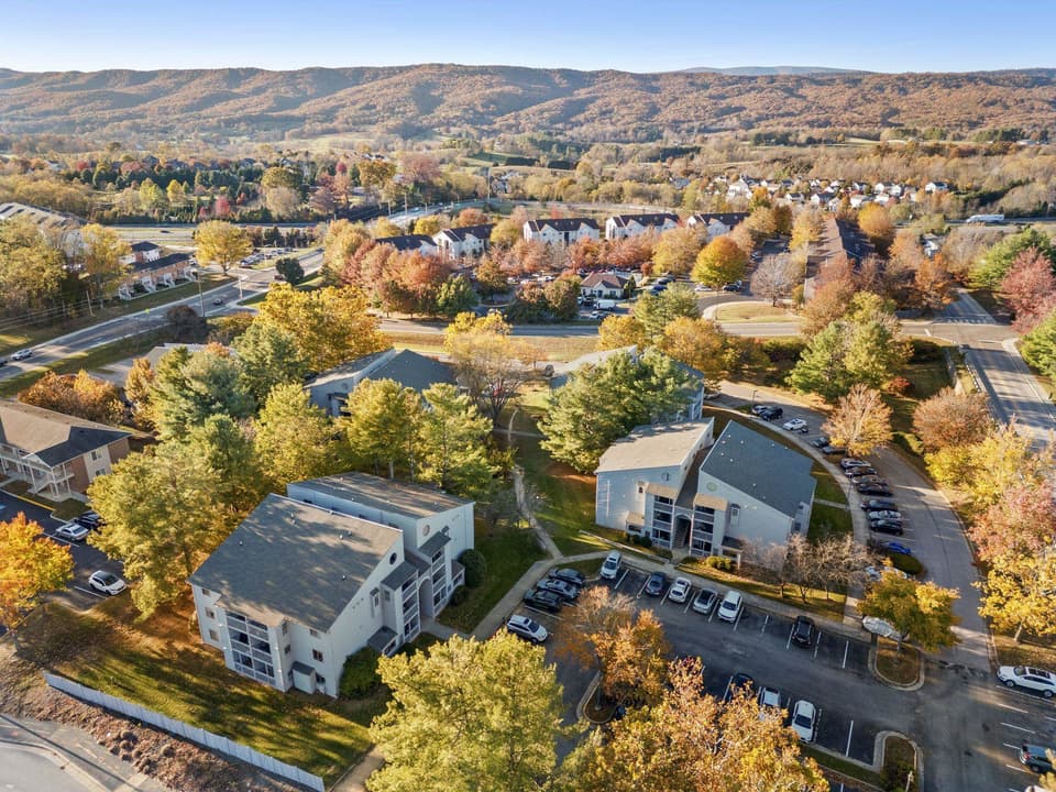 505 Sunridge Drive Unit M, Blacksburg, VA