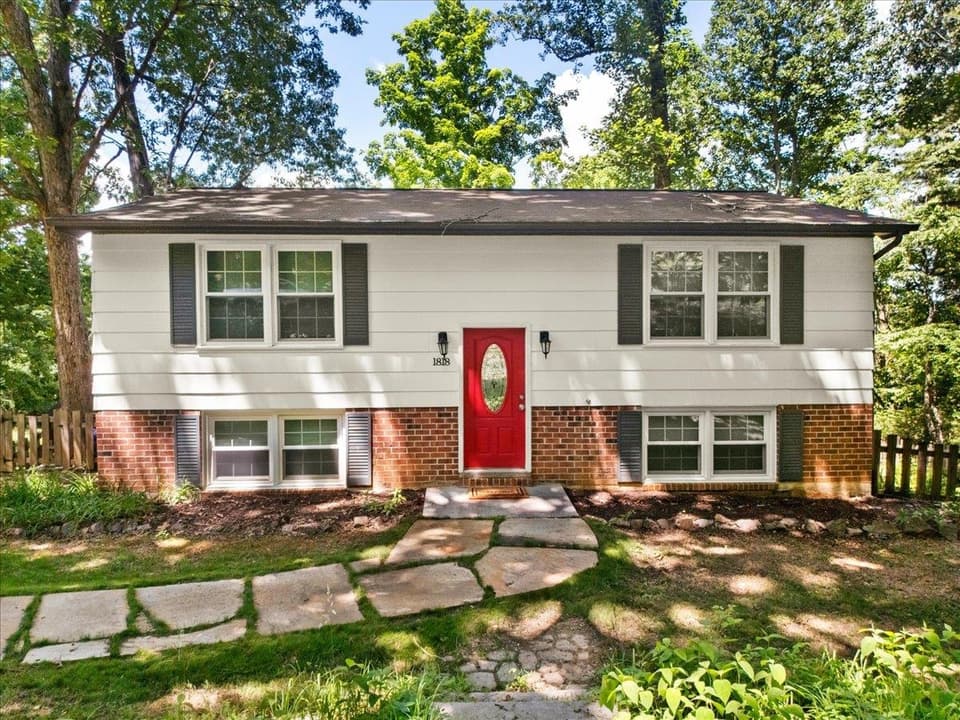 1818 Gardenspring Drive, Blacksburg, VA