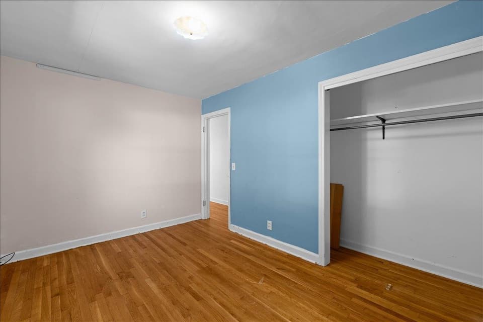 803 Grove Avenue, photo 12 of 37
