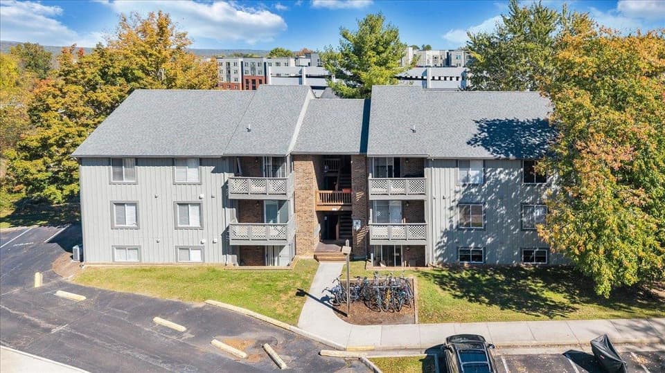 856 Newport Terrace, Blacksburg, VA