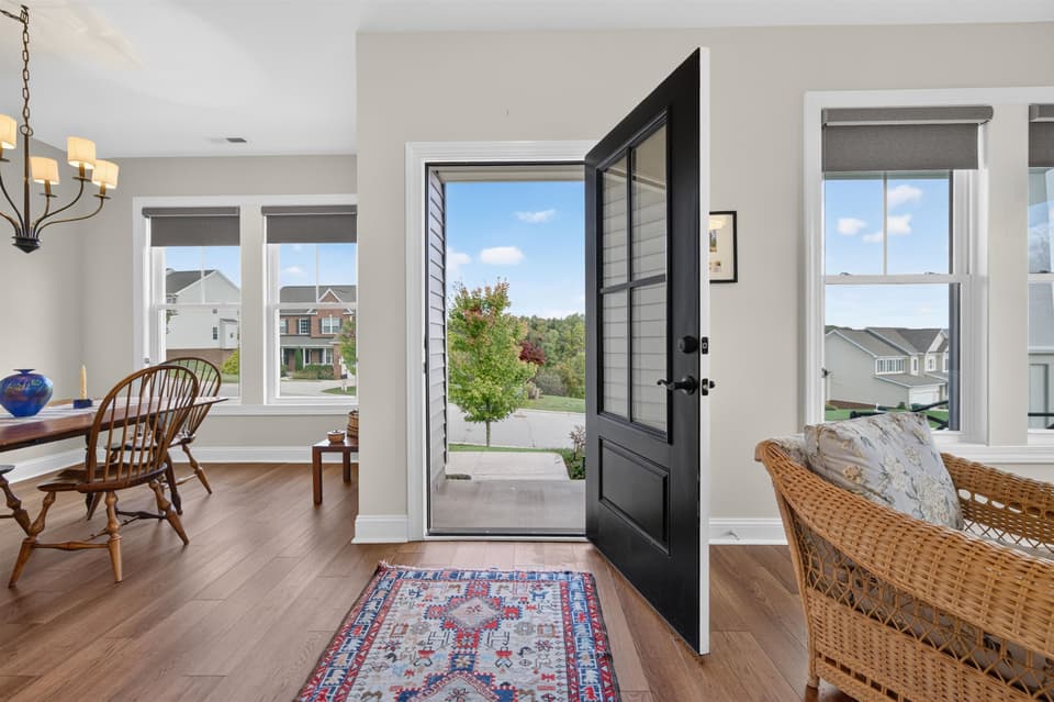 418 Heartwood Crossing, photo 8 of 40