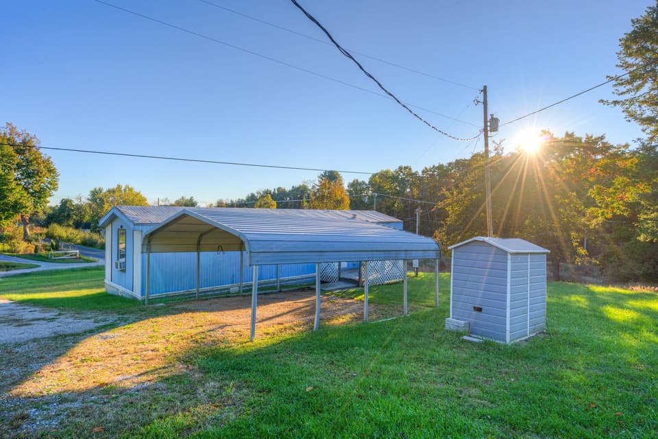 461 Bee Lane, photo 18 of 22