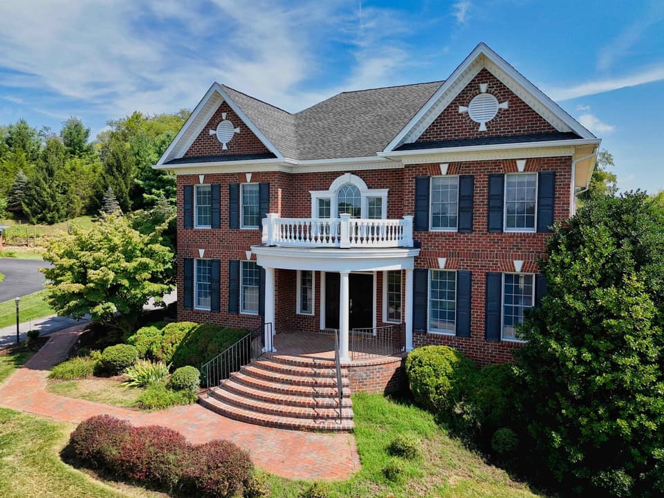 2220 Birch Leaf Lane, Blacksburg, VA