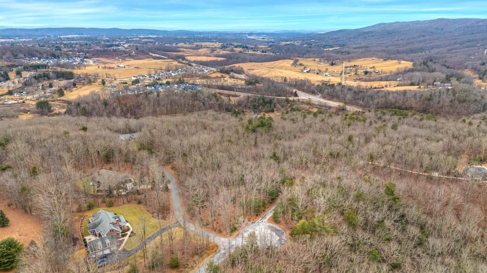 1262 Treetop Ridge Road, Blacksburg, VA