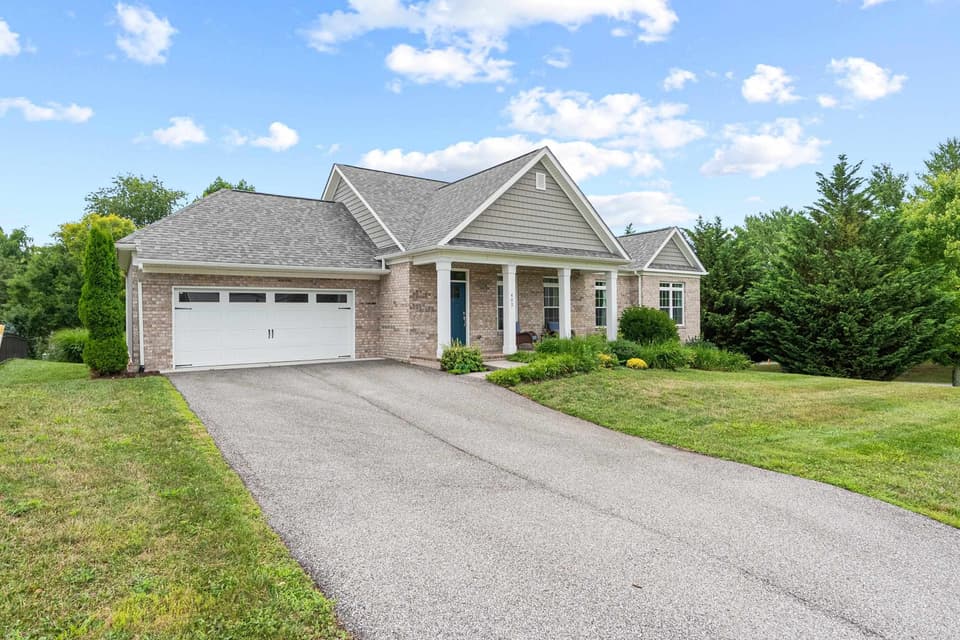 402 Prospect Street, Blacksburg, VA