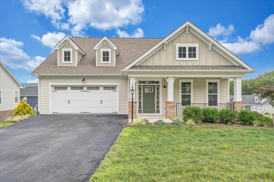 1381 Casteele Court, Blacksburg, VA