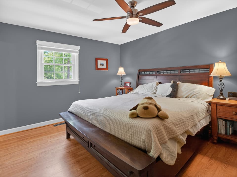 120 Camelot Ct, photo 20 of 35